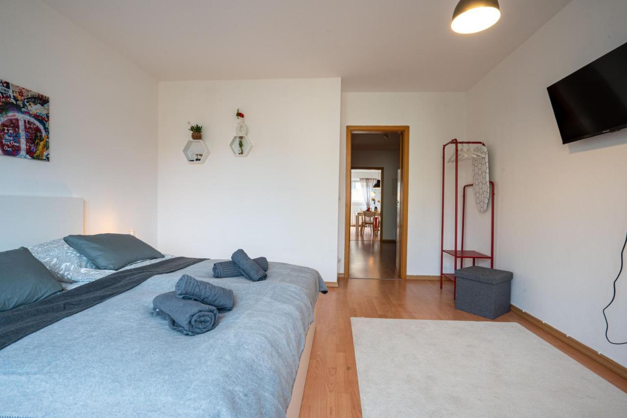 Grosse Louise In Der Neustadt Fuer Familien & Kinder 德累斯顿 外观 照片