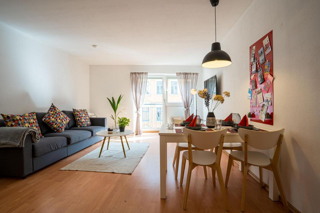 Grosse Louise In Der Neustadt Fuer Familien & Kinder 德累斯顿 外观 照片